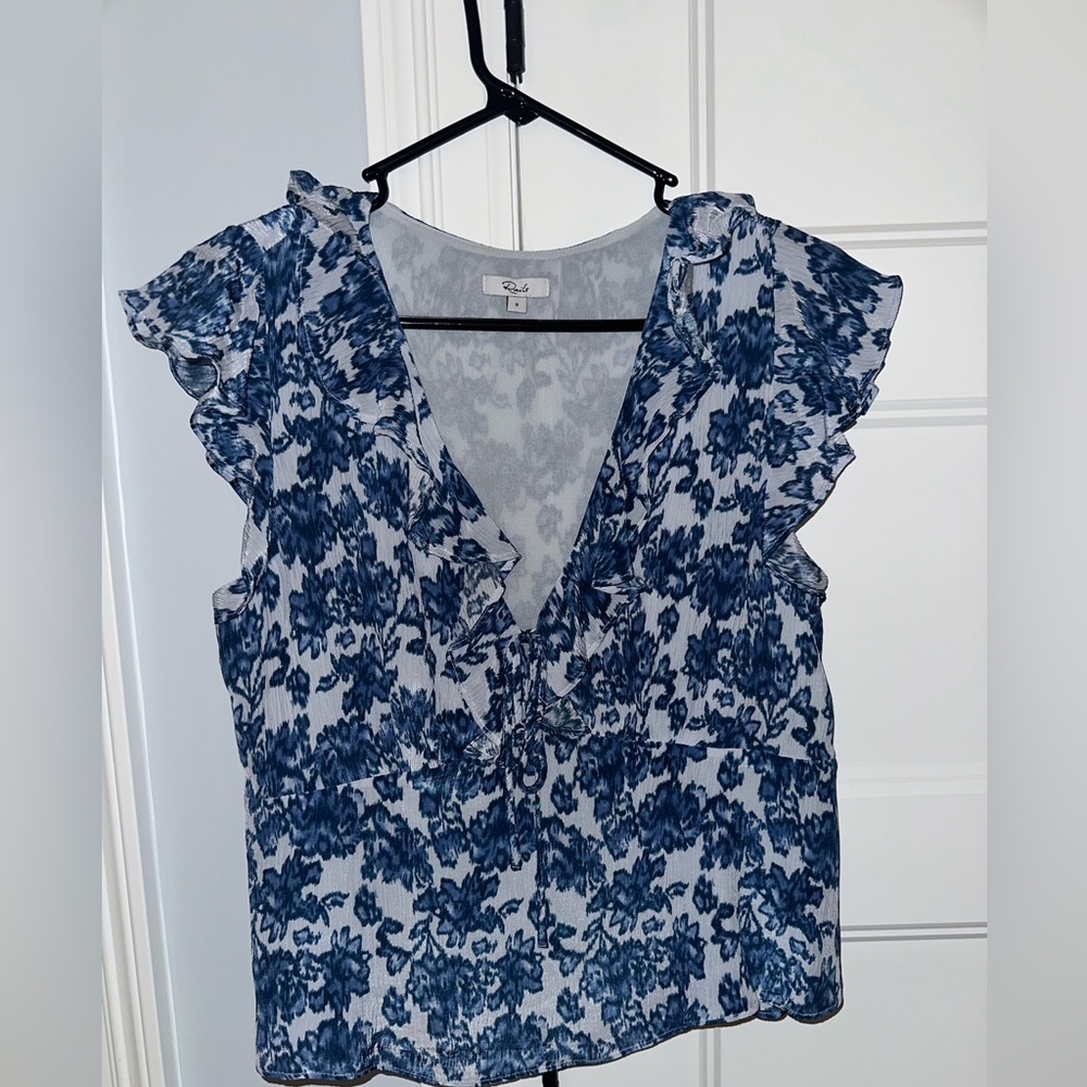 Rails Blue Floral Ruffle Blouse Brand New